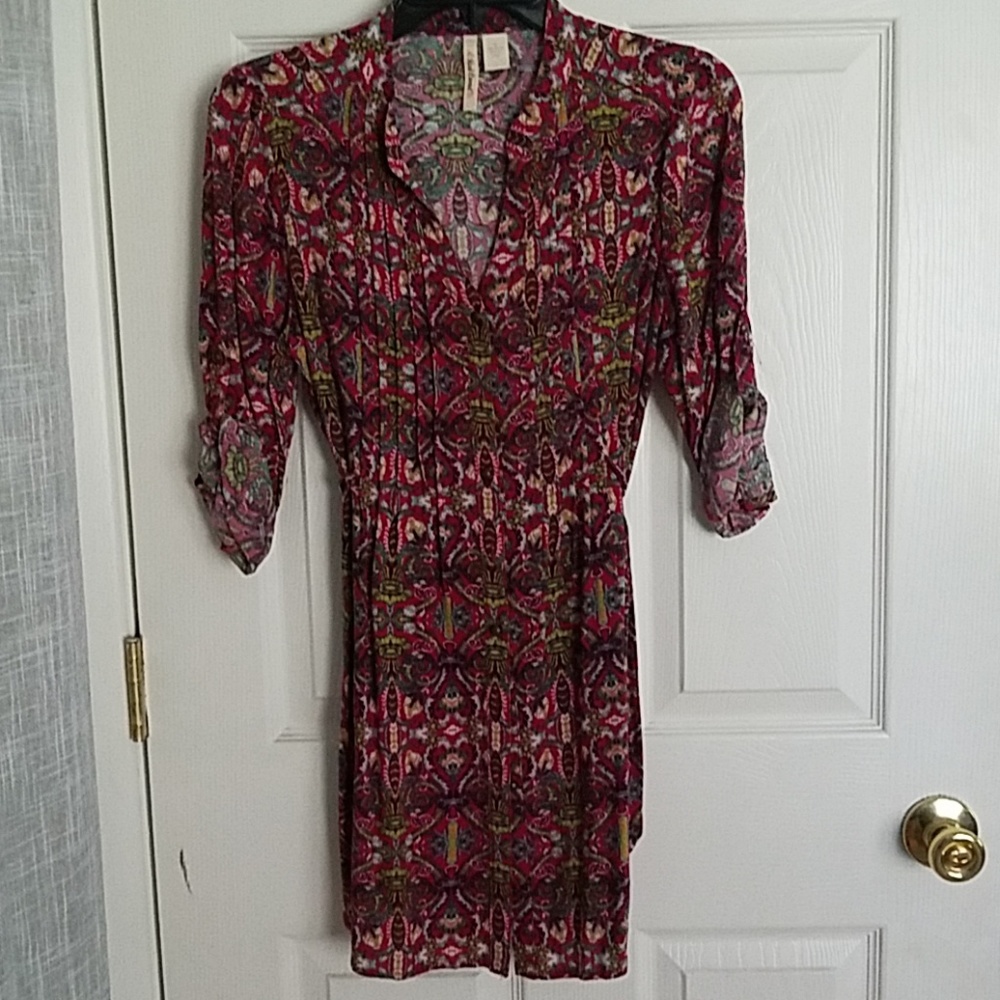 Burgundy Printed Tunic Top with Tie Back.